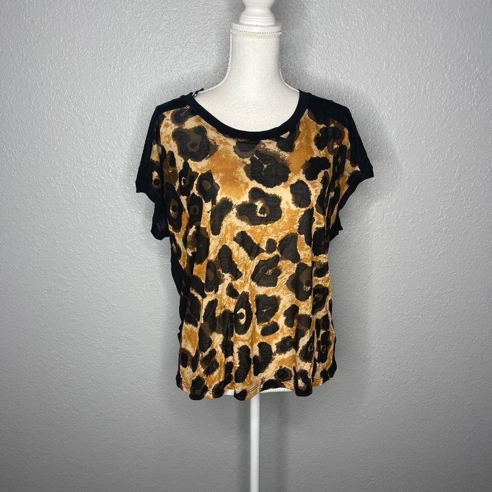 Forever 21 Black and Brown Leopard Print Short Sleeve Top